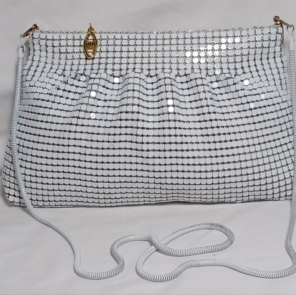 Vintage 1980s Mesh Metal Purse White Rope-like Strap Handbag